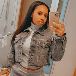 Meet your Posher, Imani